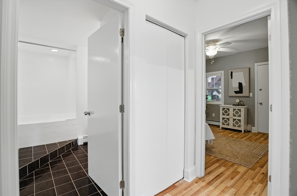 7-9 Leamington Rd # 2