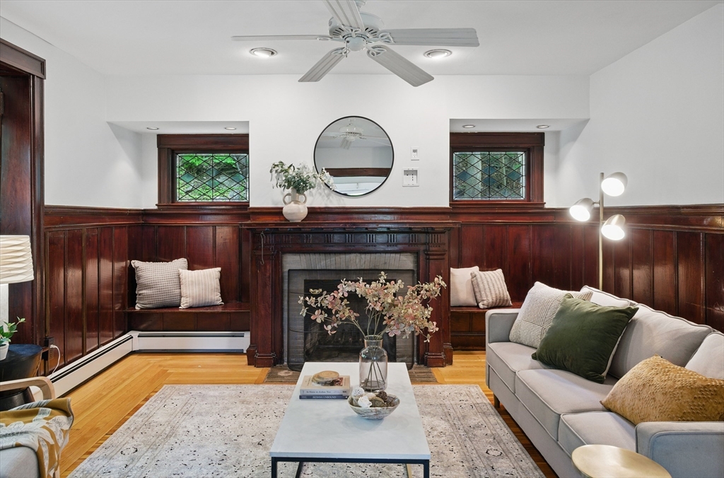 7-9 Leamington Rd # 2