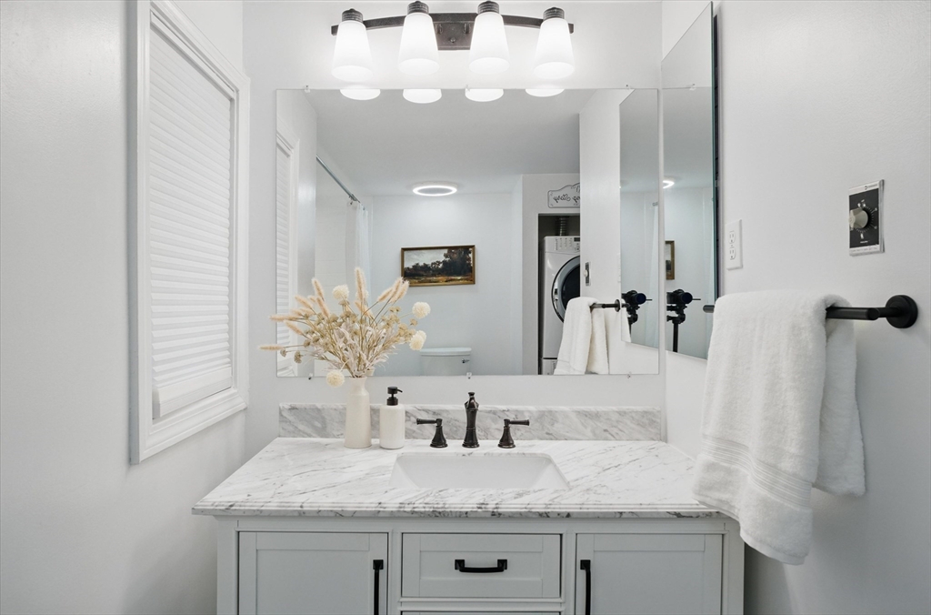 7-9 Leamington Rd # 2