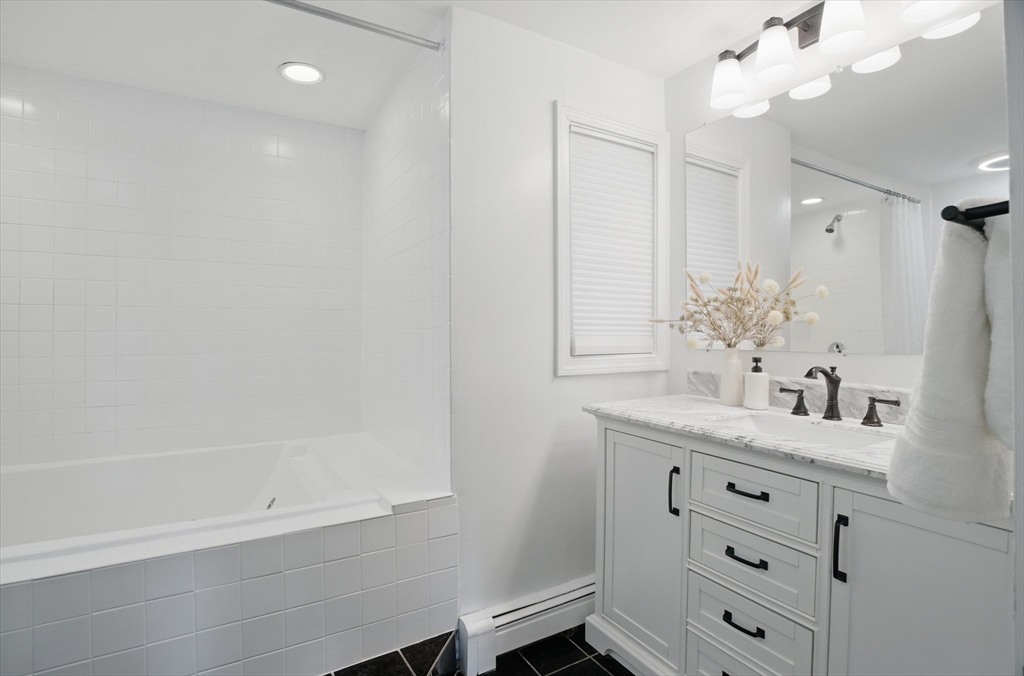 7-9 Leamington Rd # 2