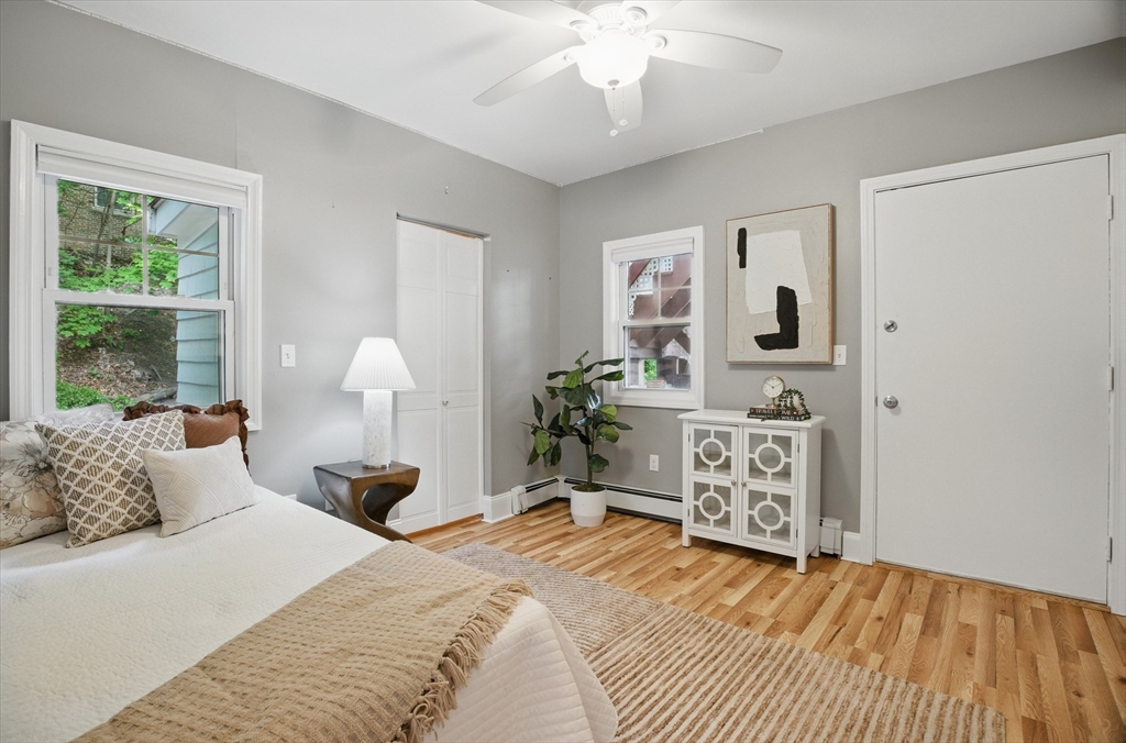 7-9 Leamington Rd # 2