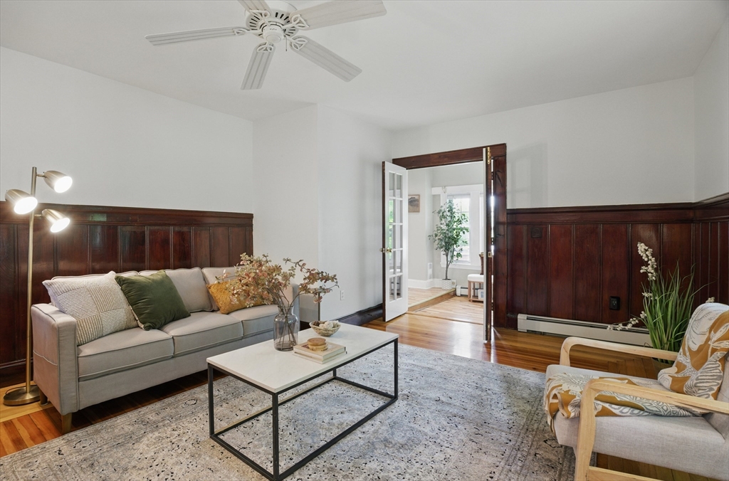 7-9 Leamington Rd # 2