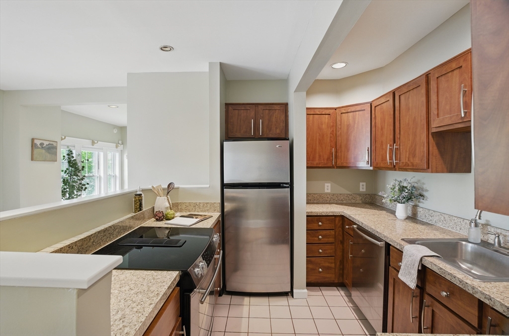 7-9 Leamington Rd # 2