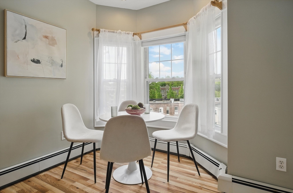 7-9 Leamington Rd # 2