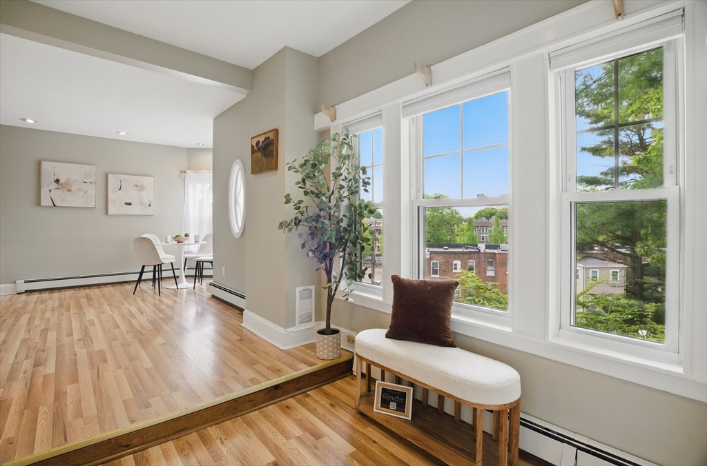 7-9 Leamington Rd # 2