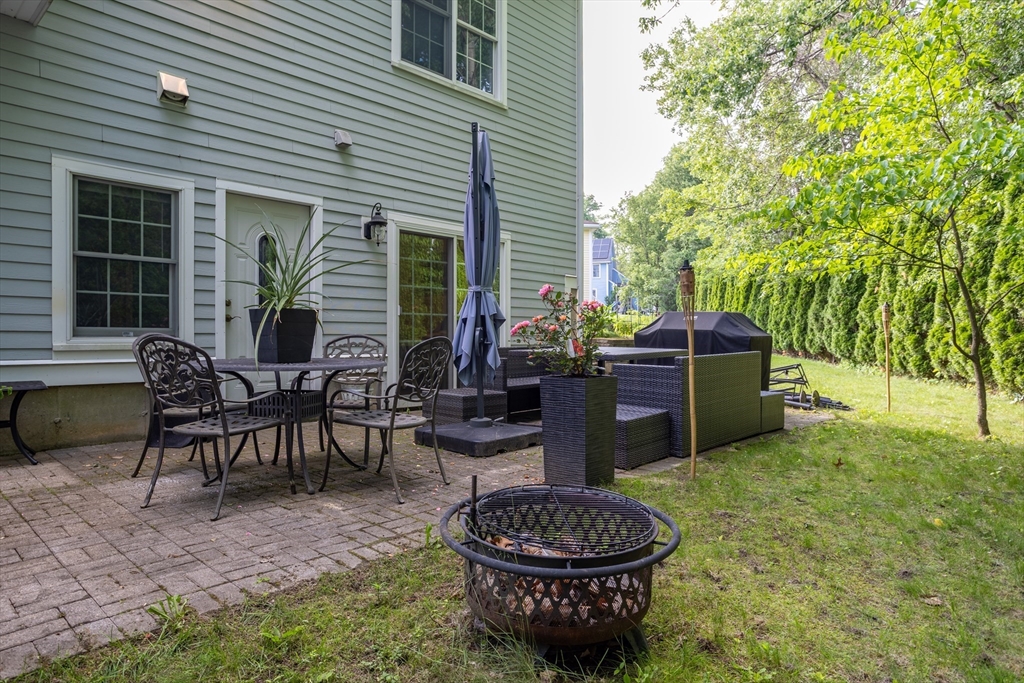 13 Green Meadow Lane