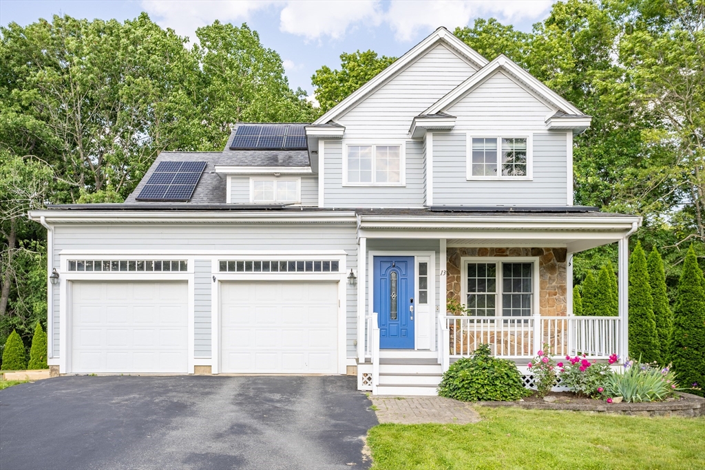 13 Green Meadow Lane