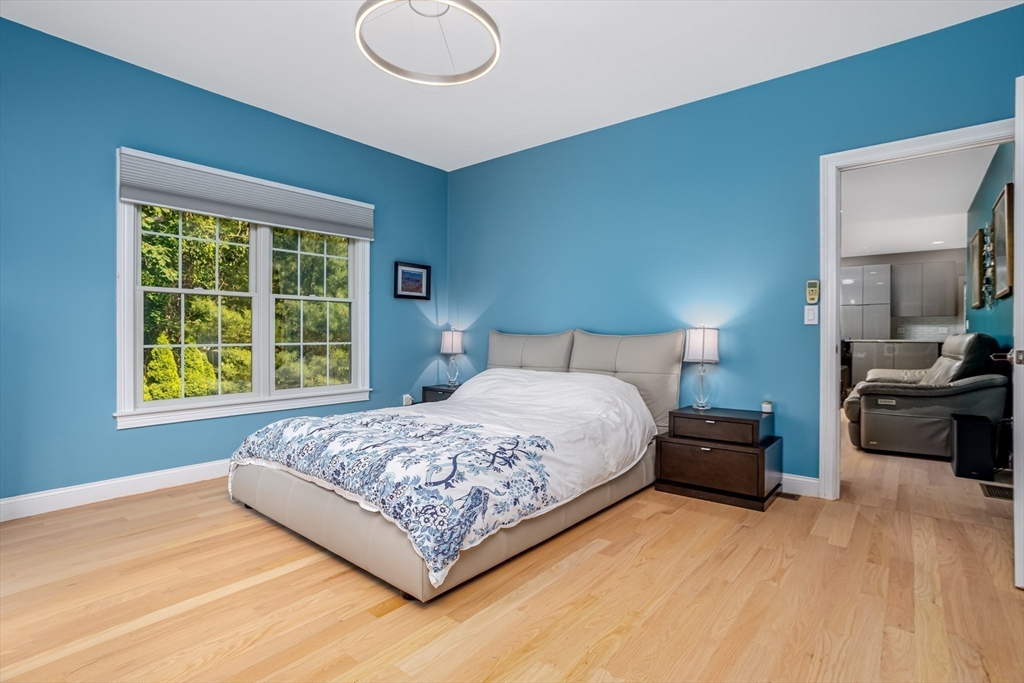 13 Green Meadow Lane
