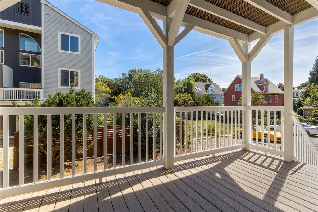 29-31 Cushing Street # 1