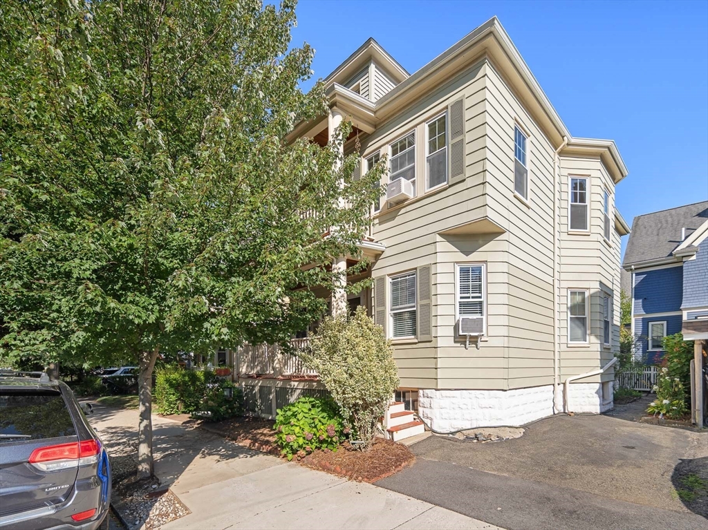 41-43 Palmer St. # 43