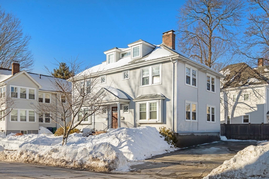 305 Webster St. # 2