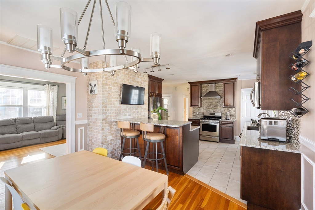 305 Webster St. # 2