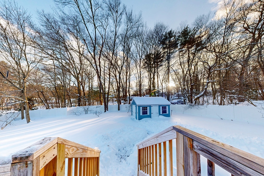 23 Rocky Hill Rd