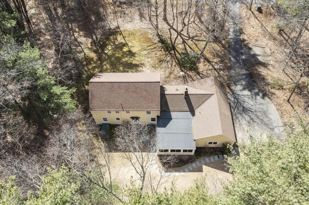 1 Carlton Dr