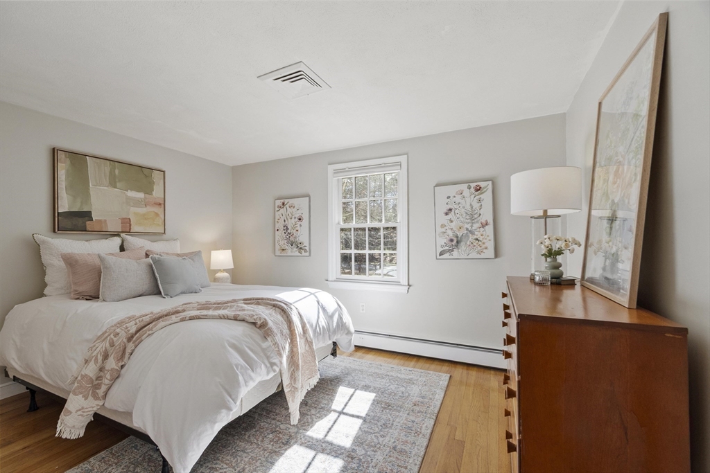 1 Carlton Dr