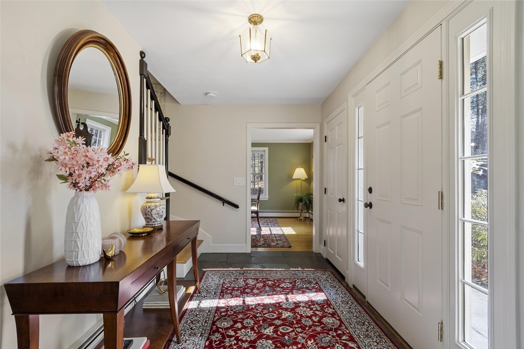 1 Carlton Dr