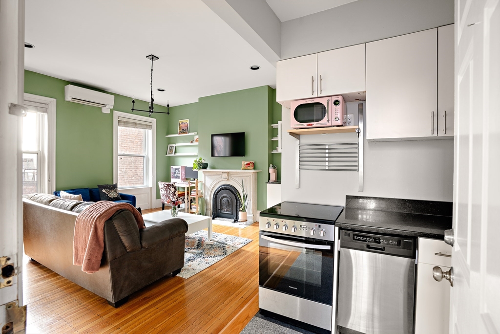 565 Massachusetts Ave. # 4