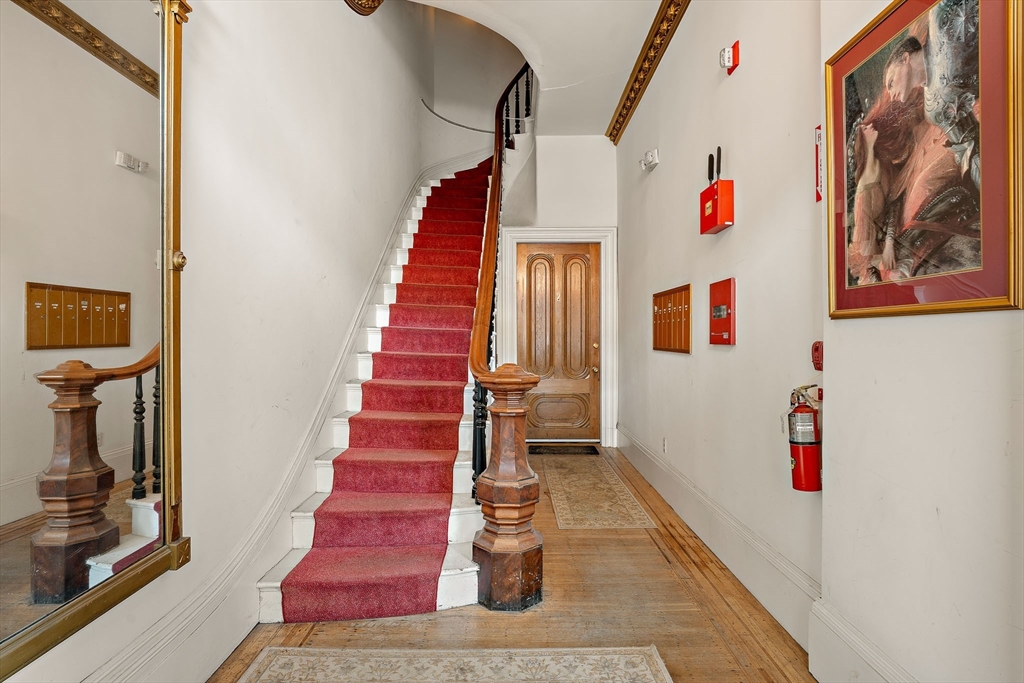 565 Massachusetts Ave. # 4