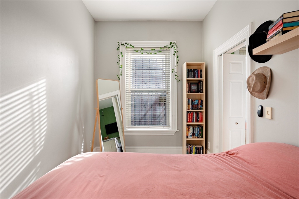 565 Massachusetts Ave. # 4