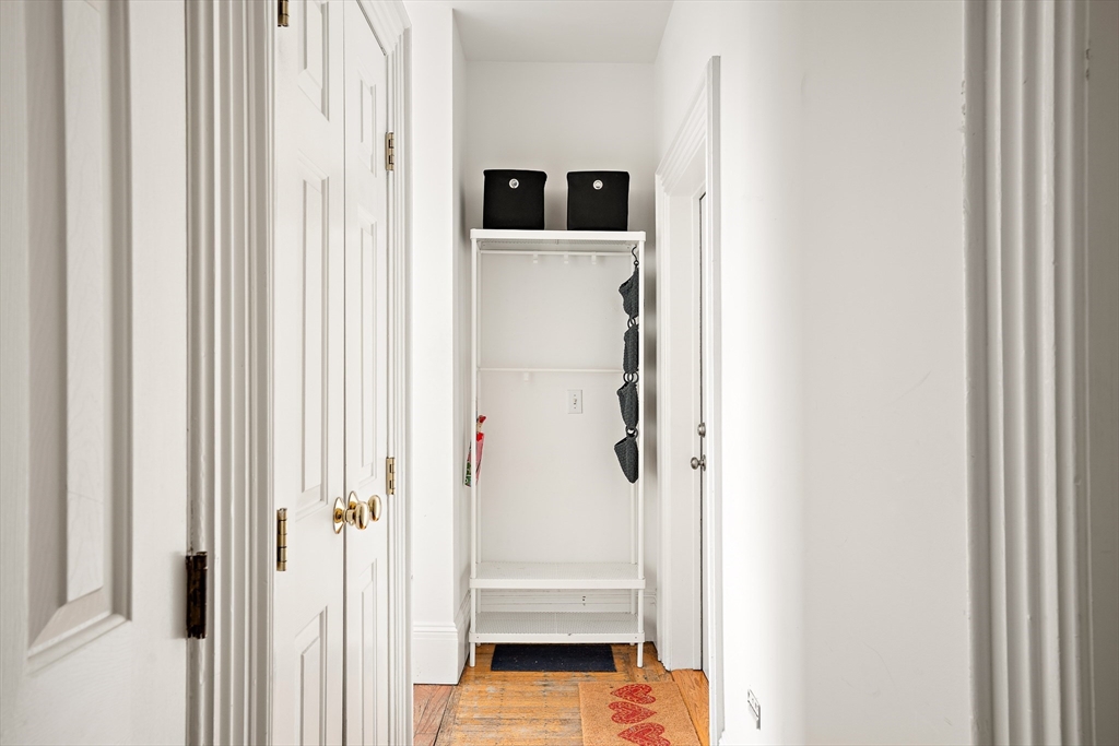 565 Massachusetts Ave. # 4