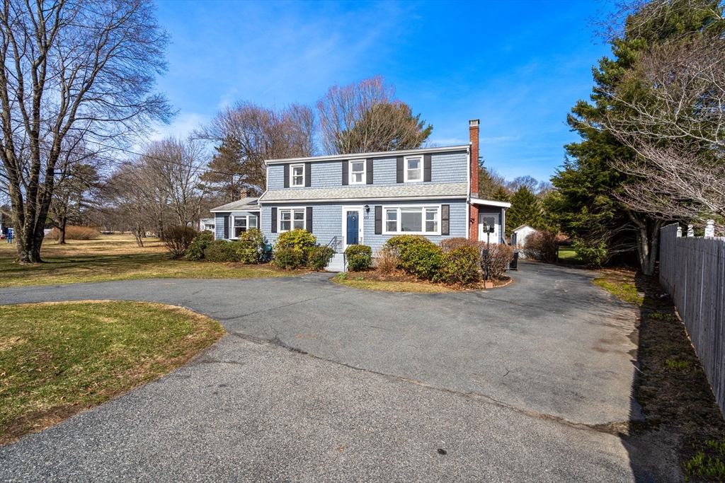 483 S Main St