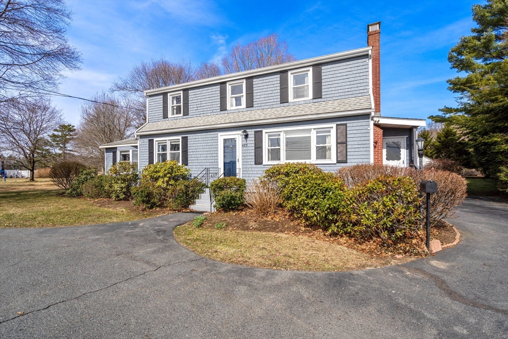 483 S Main St