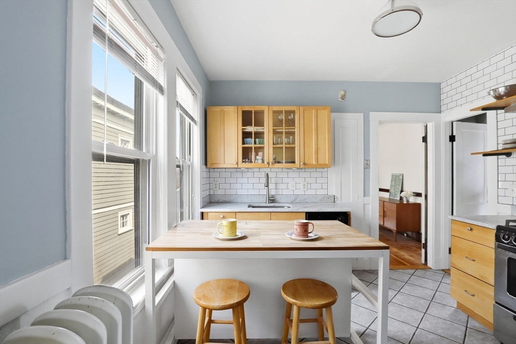 85 Jamaica Street # 3
