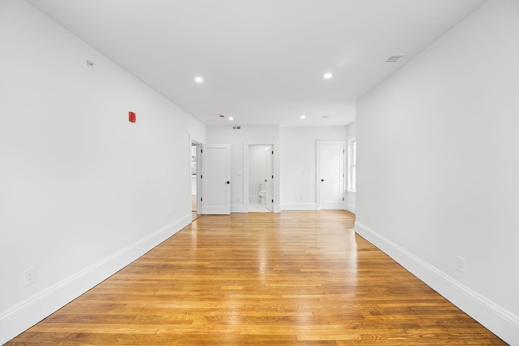 10 Beech St # 3