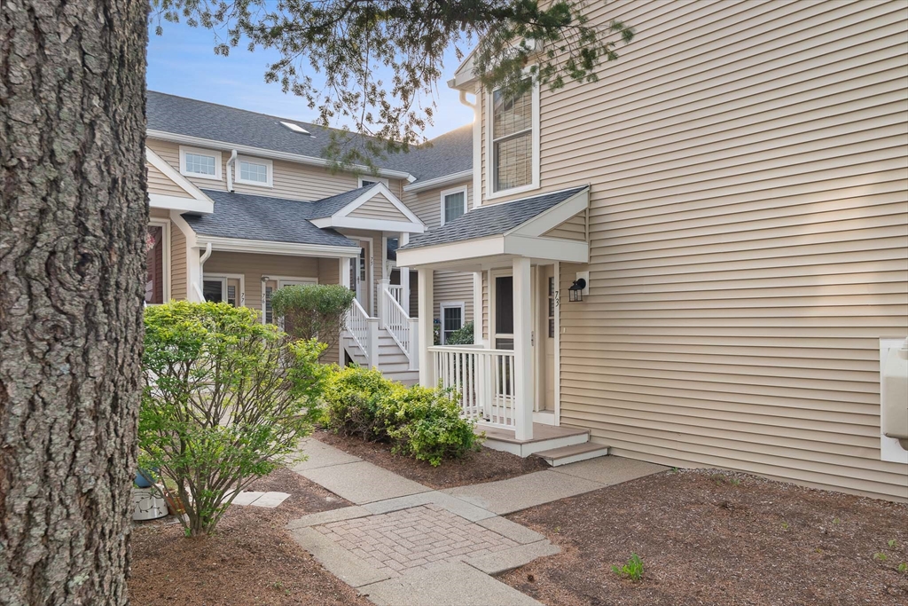 73 Bradford Commons Ln. # 73
