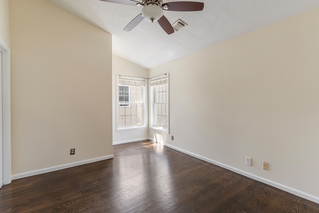 73 Bradford Commons Ln. # 73