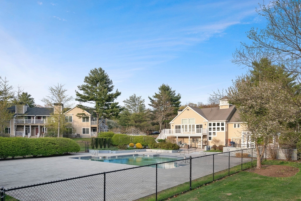 73 Bradford Commons Ln. # 73