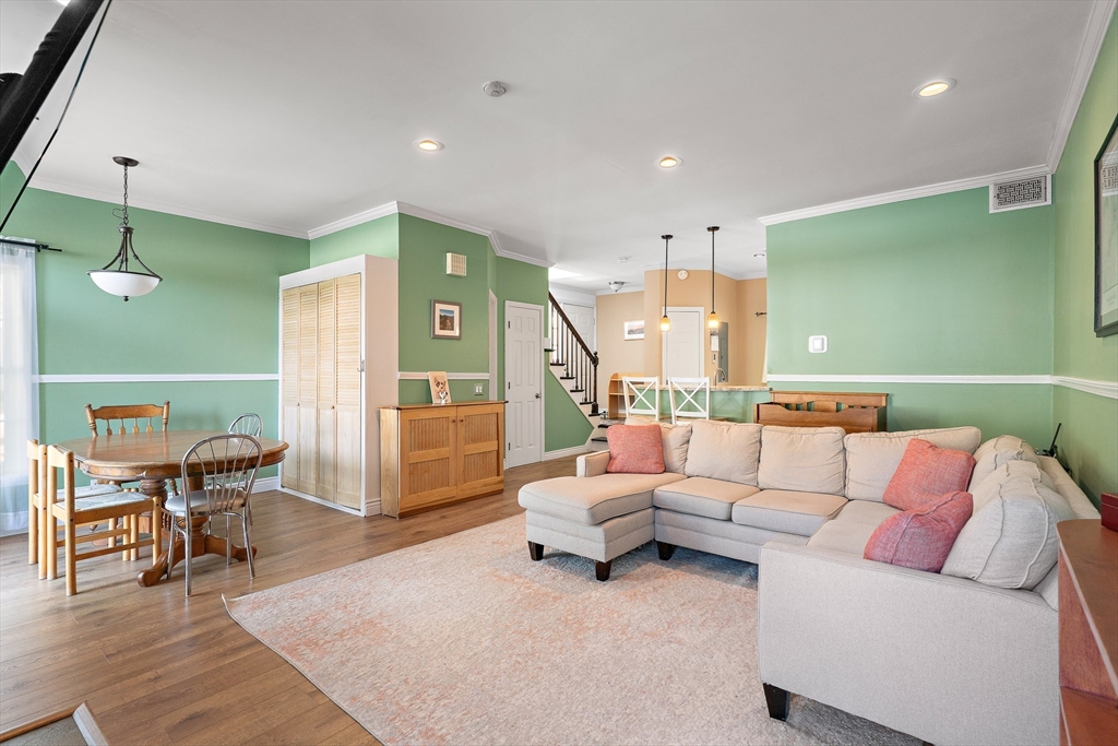 73 Bradford Commons Ln. # 73