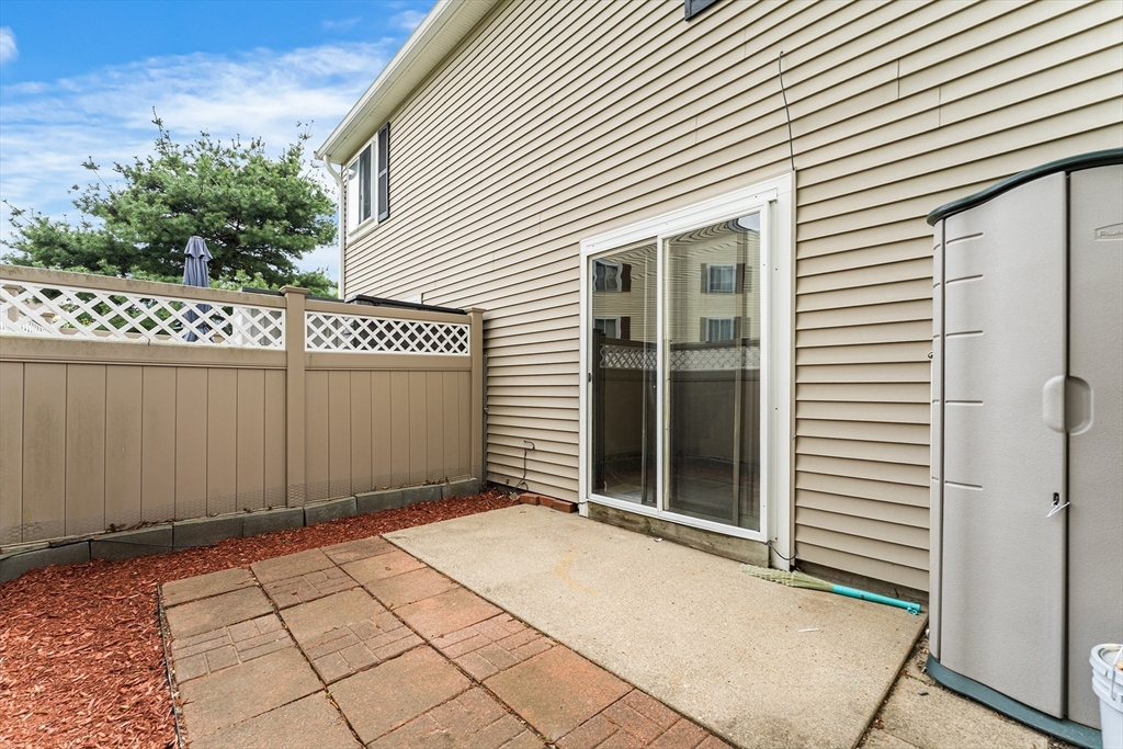 42 Village Brook Ln # 42