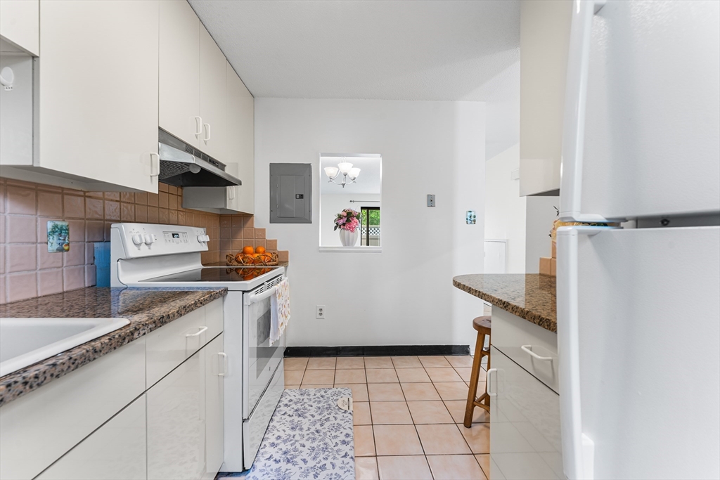42 Village Brook Ln # 42