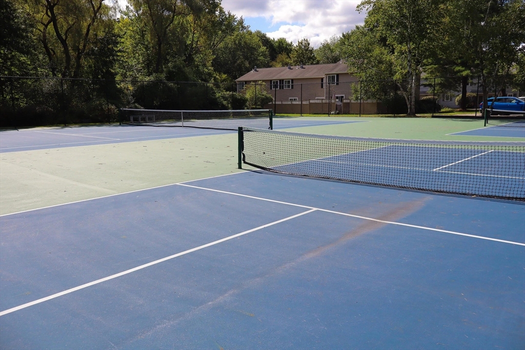 42 Village Brook Ln # 42