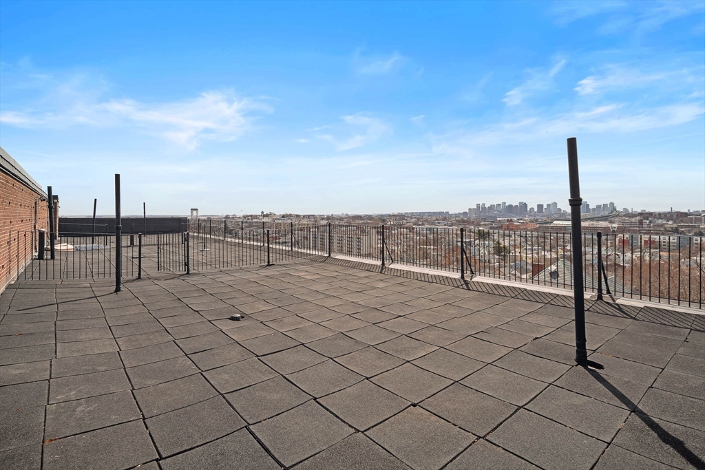 44 Lafayette Ave. # 308