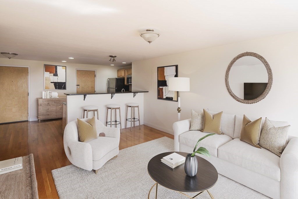 44 Lafayette Ave. # 308