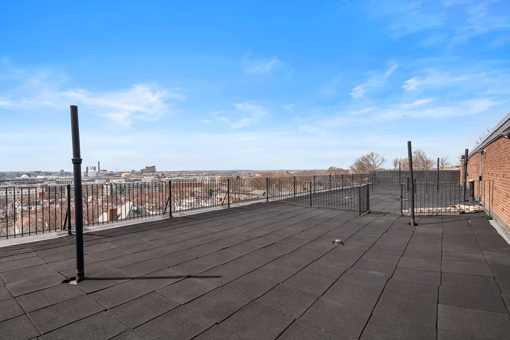 44 Lafayette Ave. # 308