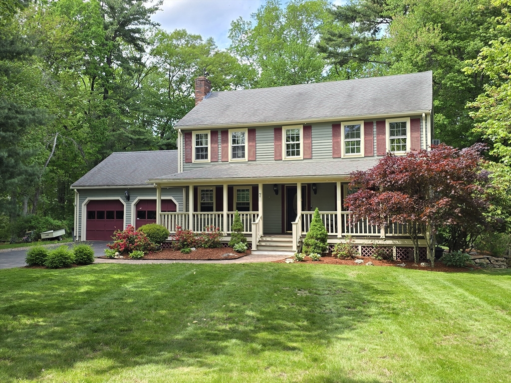 7 Whippoorwill Ln