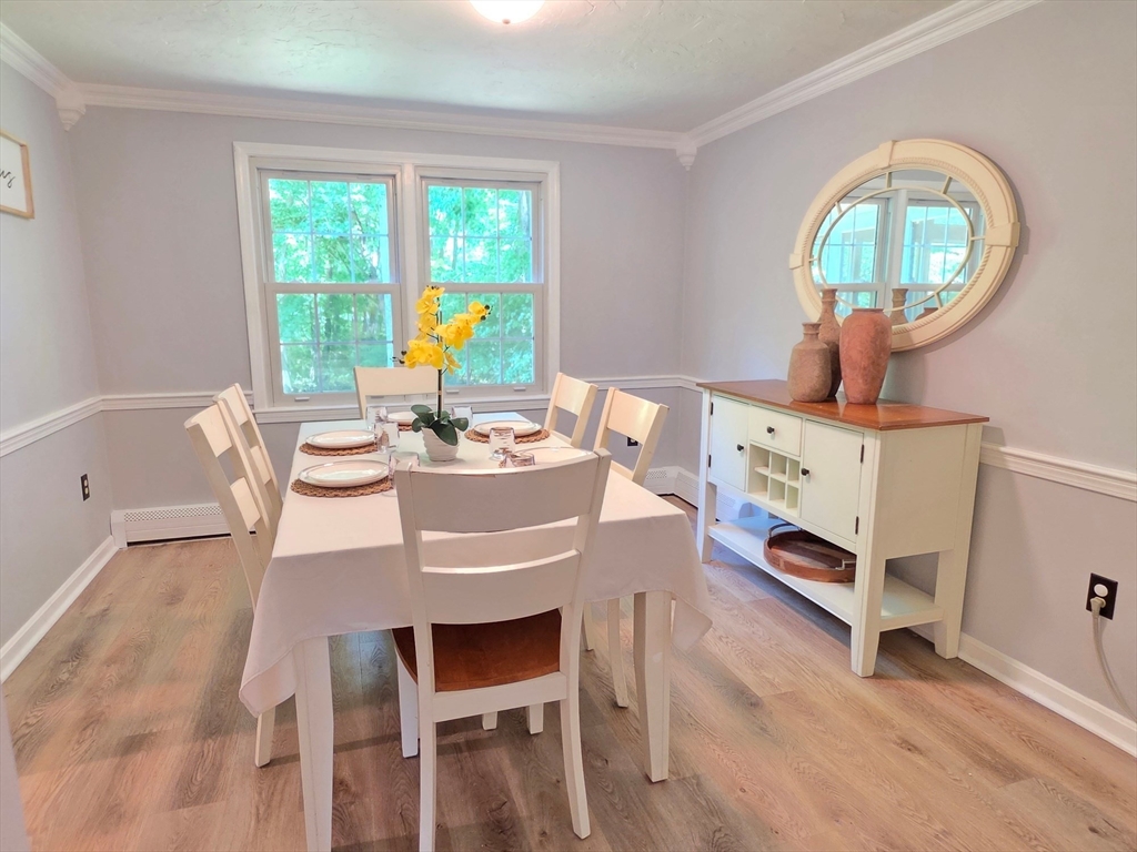 7 Whippoorwill Ln
