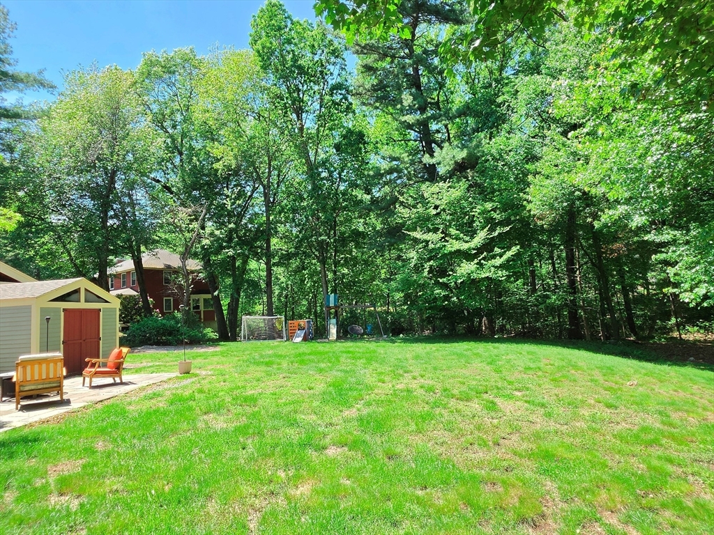 7 Whippoorwill Ln