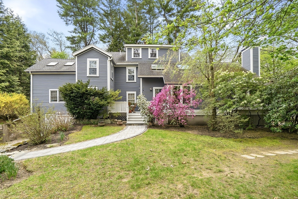 1333 Great Plain Ave