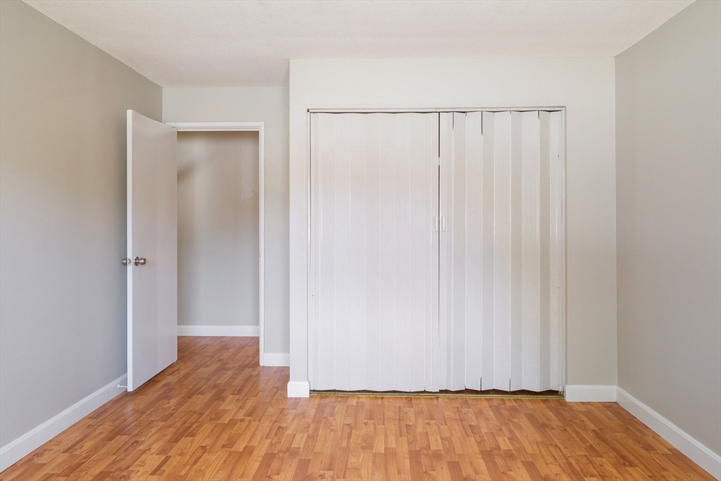 9 Weld St # 14