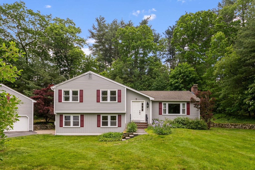 7 Banbury Dr.