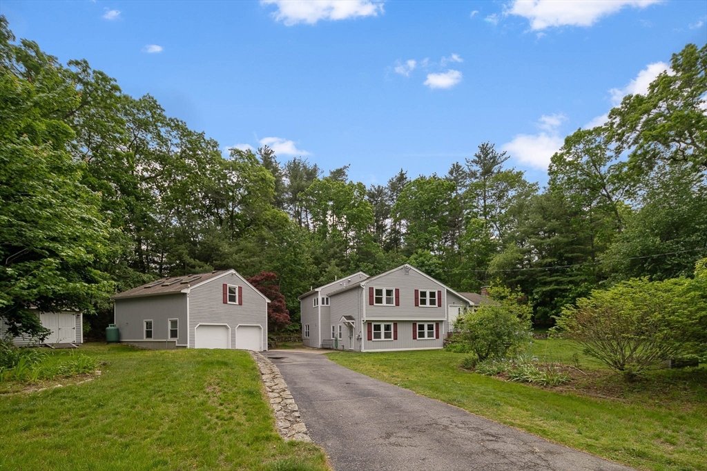 7 Banbury Dr.