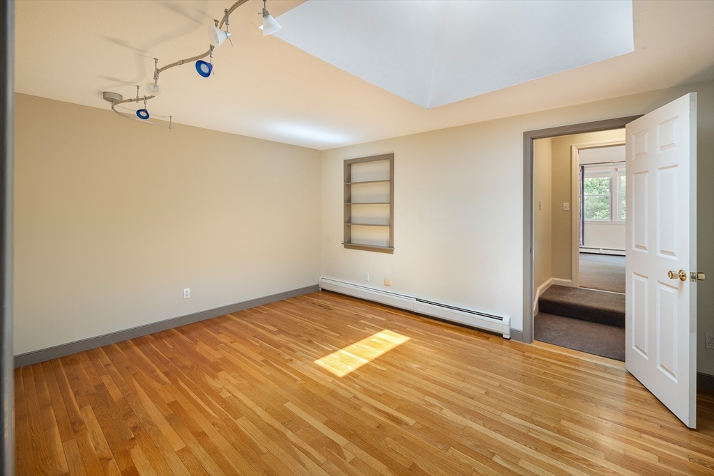 7 Banbury Dr.