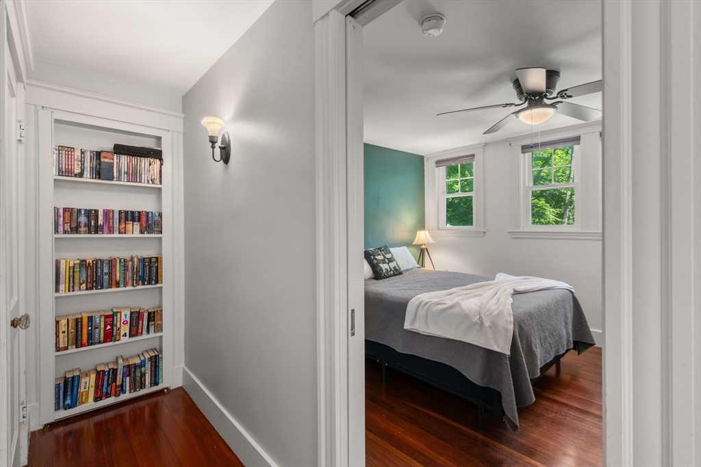 48 Cedar St