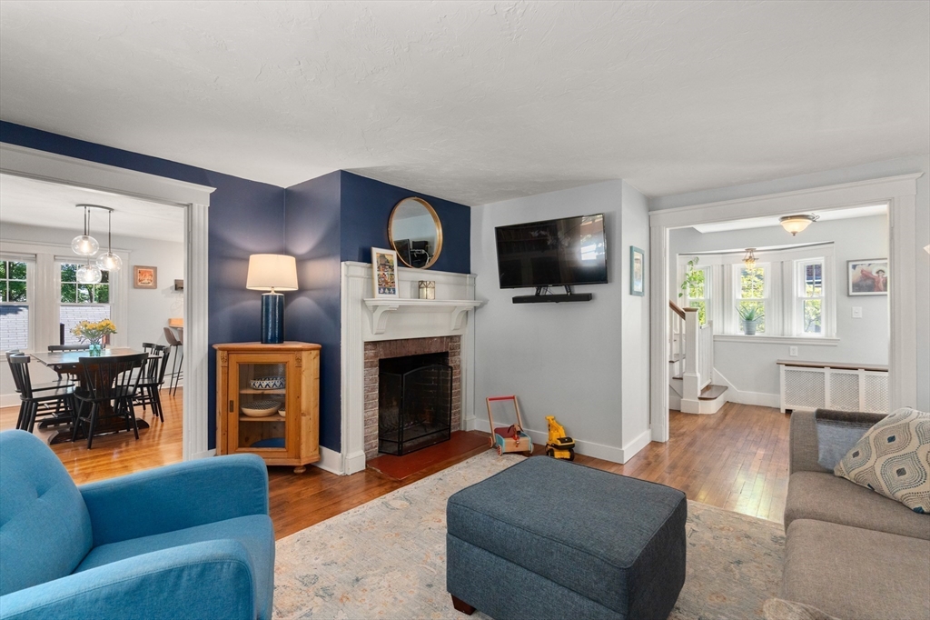48 Cedar St