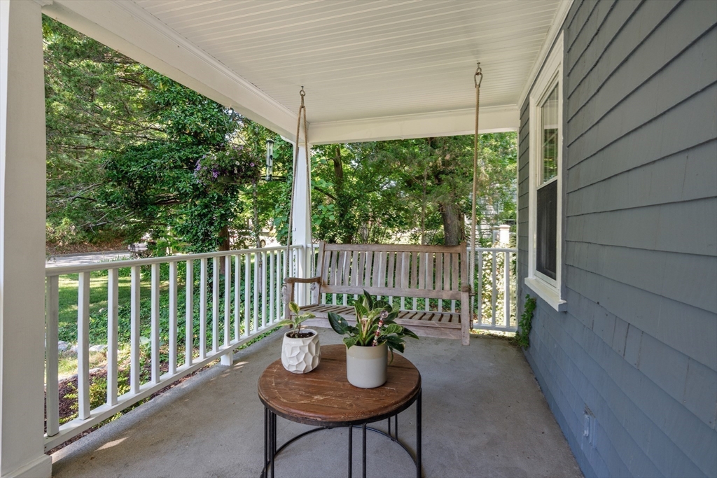 48 Cedar St