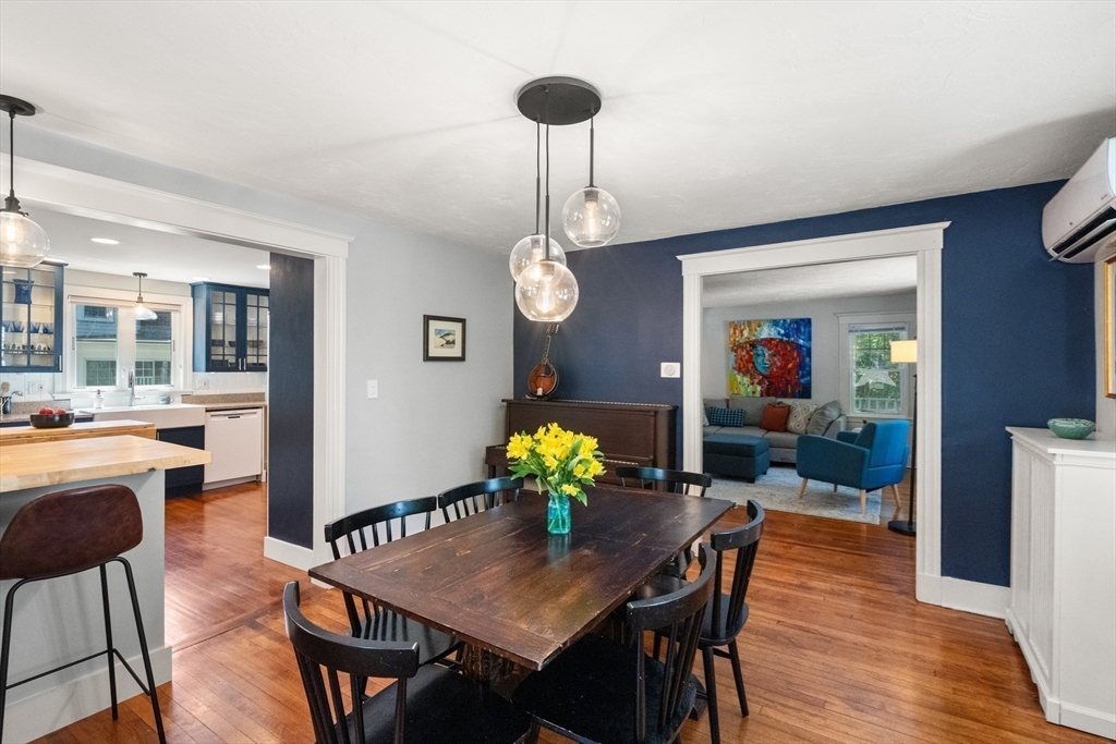 48 Cedar St